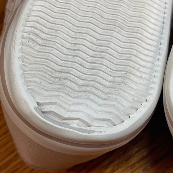 Restricted | Blush Pink Eyelet Sneakers | Size 9 - Picture 9 of 11